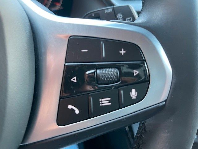 Fahrzeugabbildung BMW 120i M Sportpaket