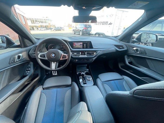 Fahrzeugabbildung BMW 120i M Sportpaket