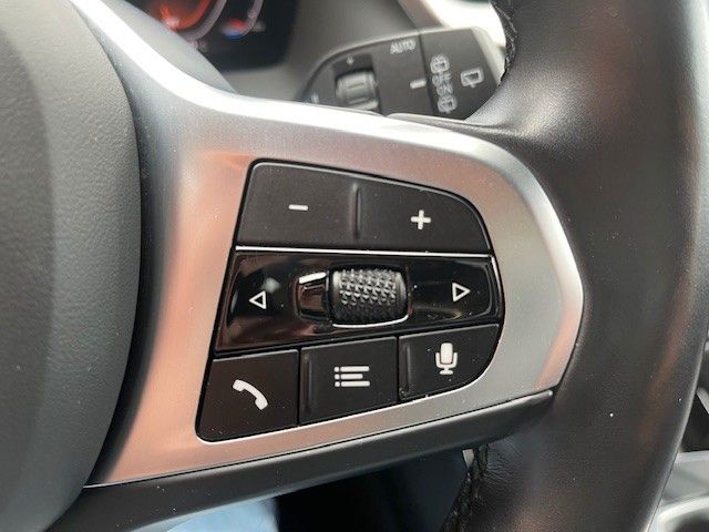 Fahrzeugabbildung BMW 120i M Sportpaket