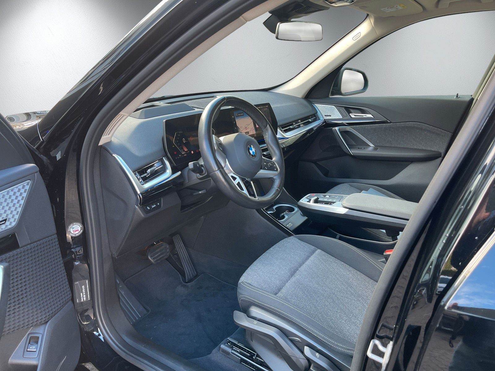 Fahrzeugabbildung BMW X1 sDrive 20 i