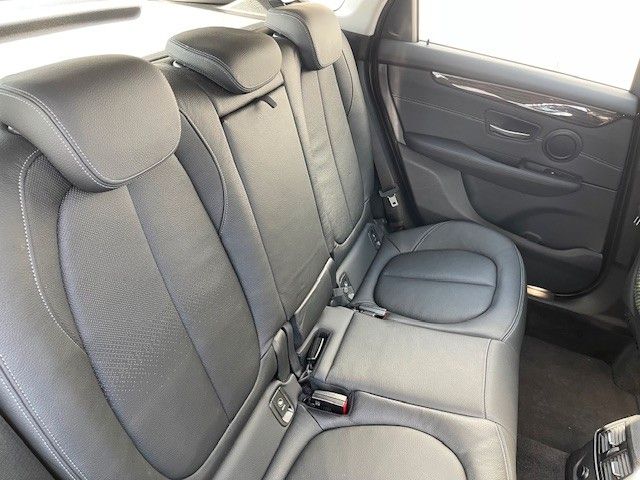 Fahrzeugabbildung BMW Active Tourer 218 d Luxury Line