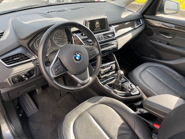 Fahrzeugabbildung BMW Active Tourer 218 d Luxury Line