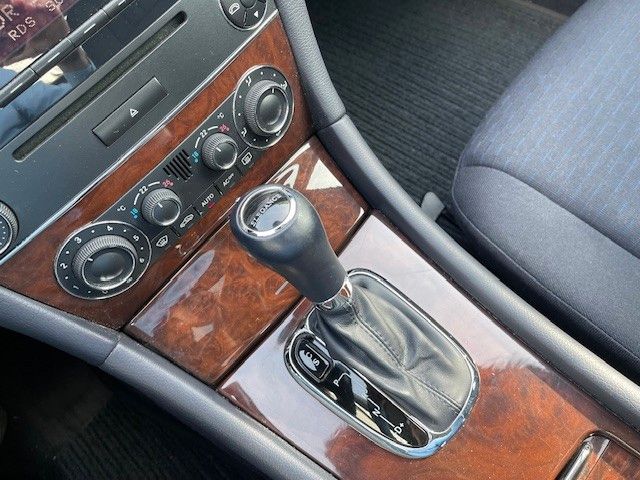 Fahrzeugabbildung Mercedes-Benz C 180 Lim. Elegance Rentnerfahrzeug