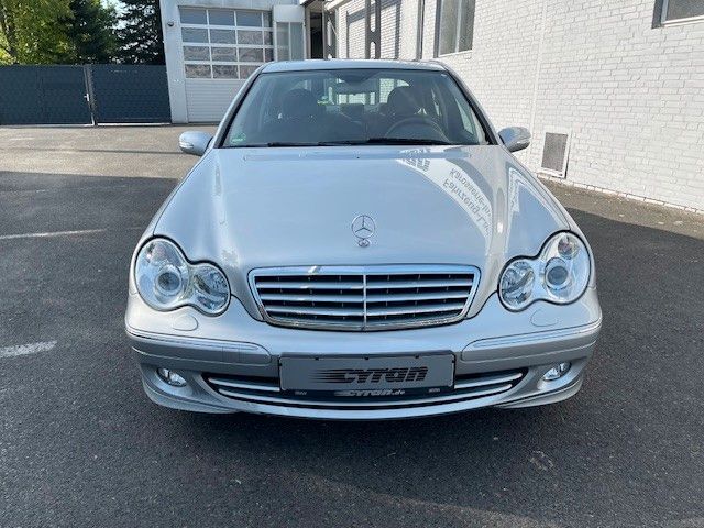 Fahrzeugabbildung Mercedes-Benz C 180 Lim. Elegance Rentnerfahrzeug