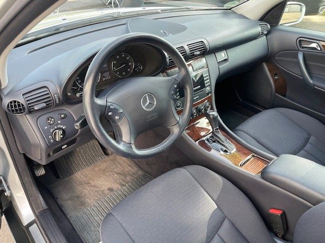 Fahrzeugabbildung Mercedes-Benz C 180 Lim. Elegance Rentnerfahrzeug