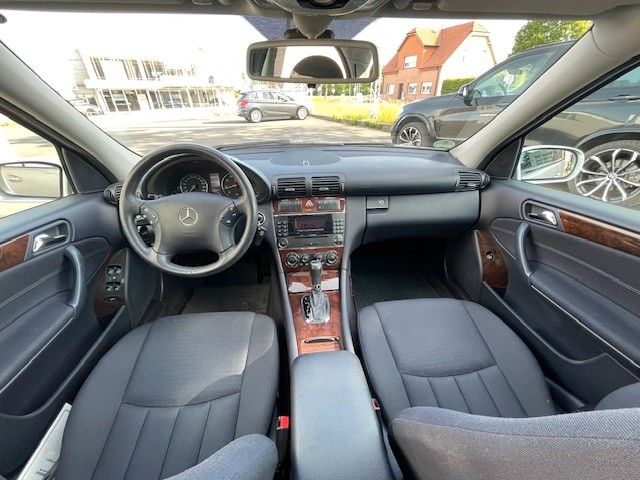 Fahrzeugabbildung Mercedes-Benz C 180 Lim. Elegance Rentnerfahrzeug