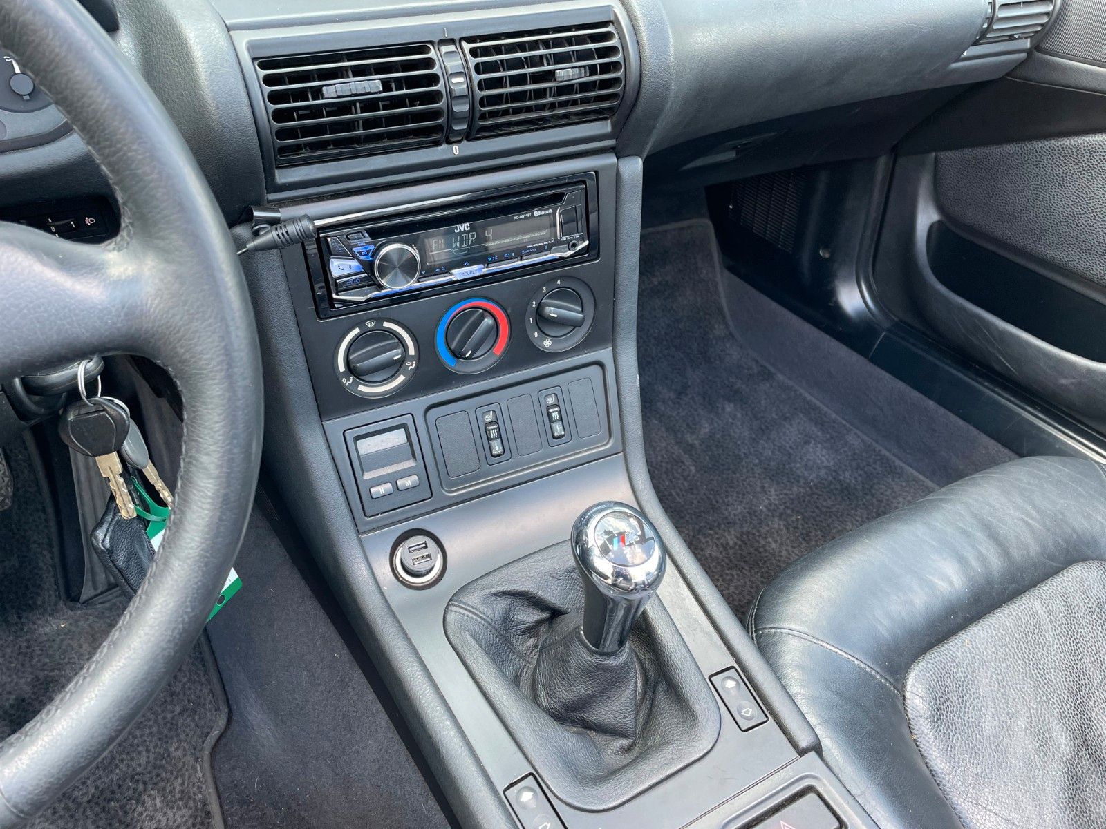 Fahrzeugabbildung BMW Z3 Cabriolet