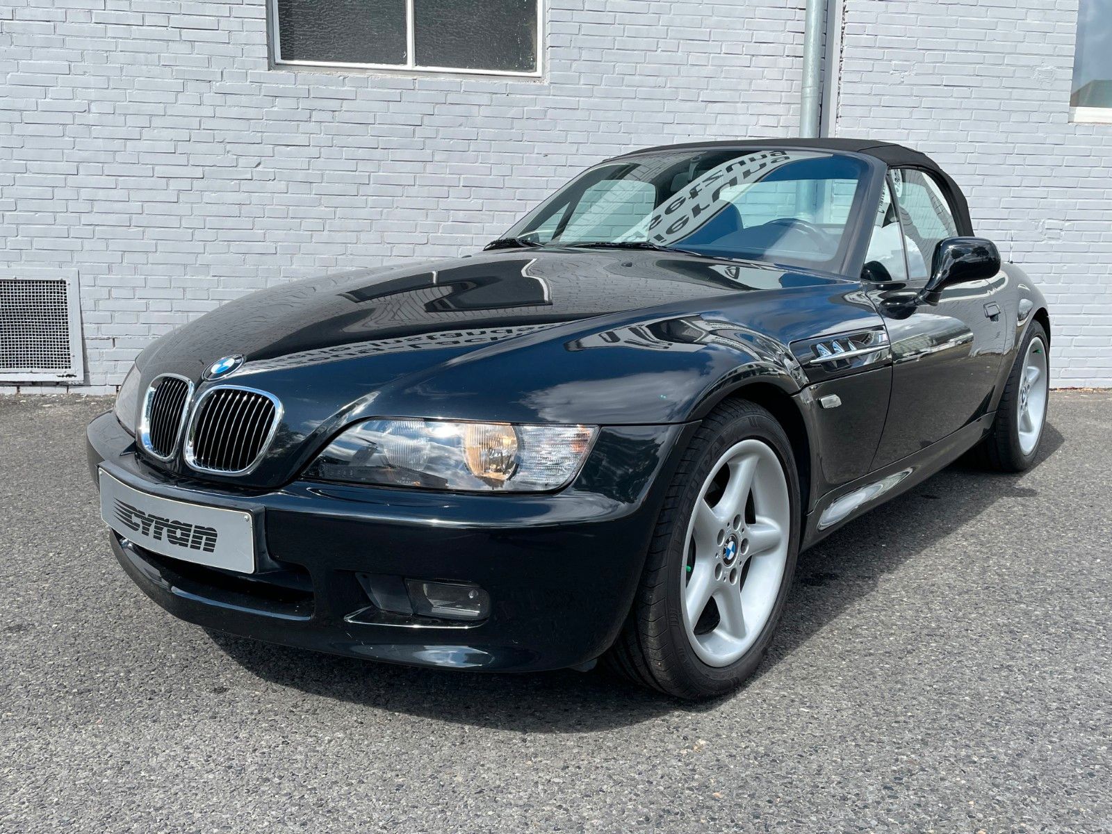 Fahrzeugabbildung BMW Z3 Cabriolet
