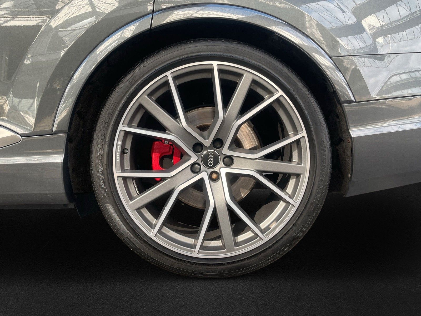 Fahrzeugabbildung Audi SQ7 4.0 TDI quattro
