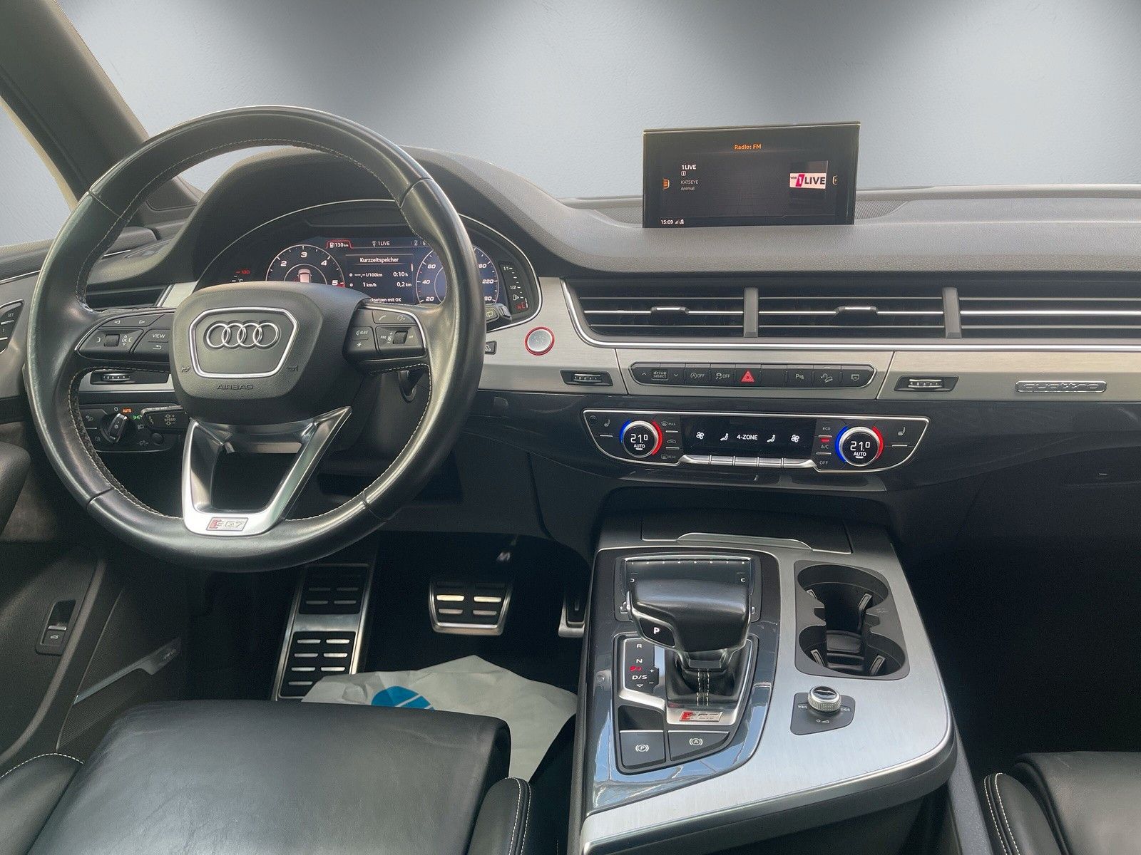 Fahrzeugabbildung Audi SQ7 4.0 TDI quattro