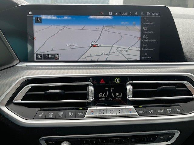 Fahrzeugabbildung BMW X5 xDrive 30d LASER HUD uvm.