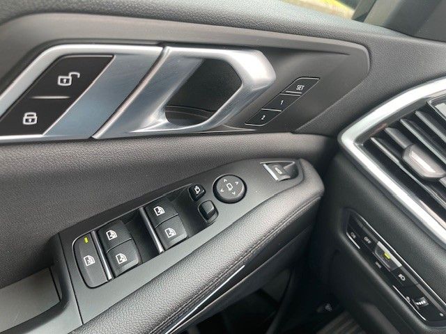 Fahrzeugabbildung BMW X5 xDrive 30d LASER HUD uvm.