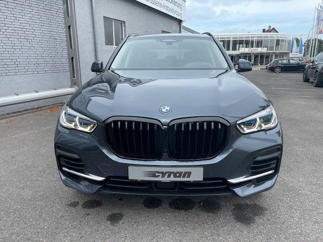 Fahrzeugabbildung BMW X5 xDrive 30d LASER HUD uvm.