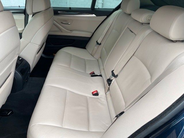 Fahrzeugabbildung BMW 530 dA Lim.