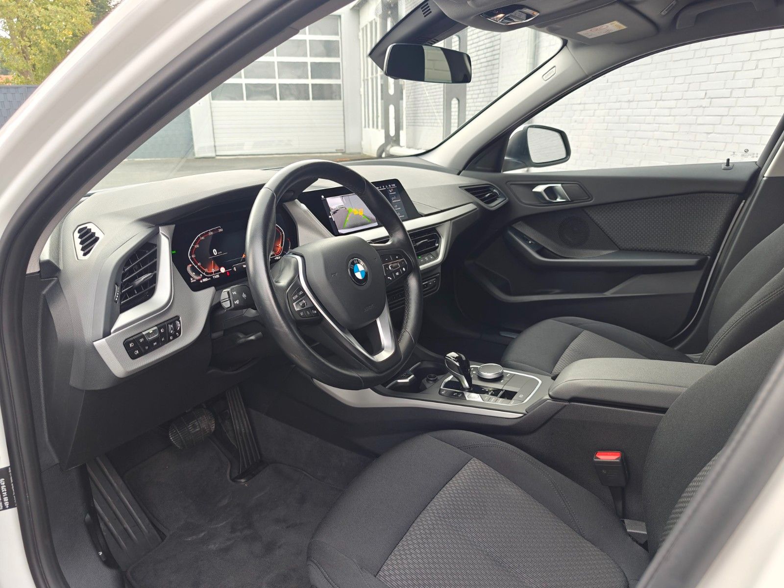 Fahrzeugabbildung BMW 116d Advantage
