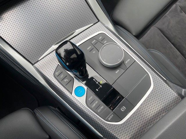 Fahrzeugabbildung BMW i4 Gran Coupe 35 eDrive M Sport