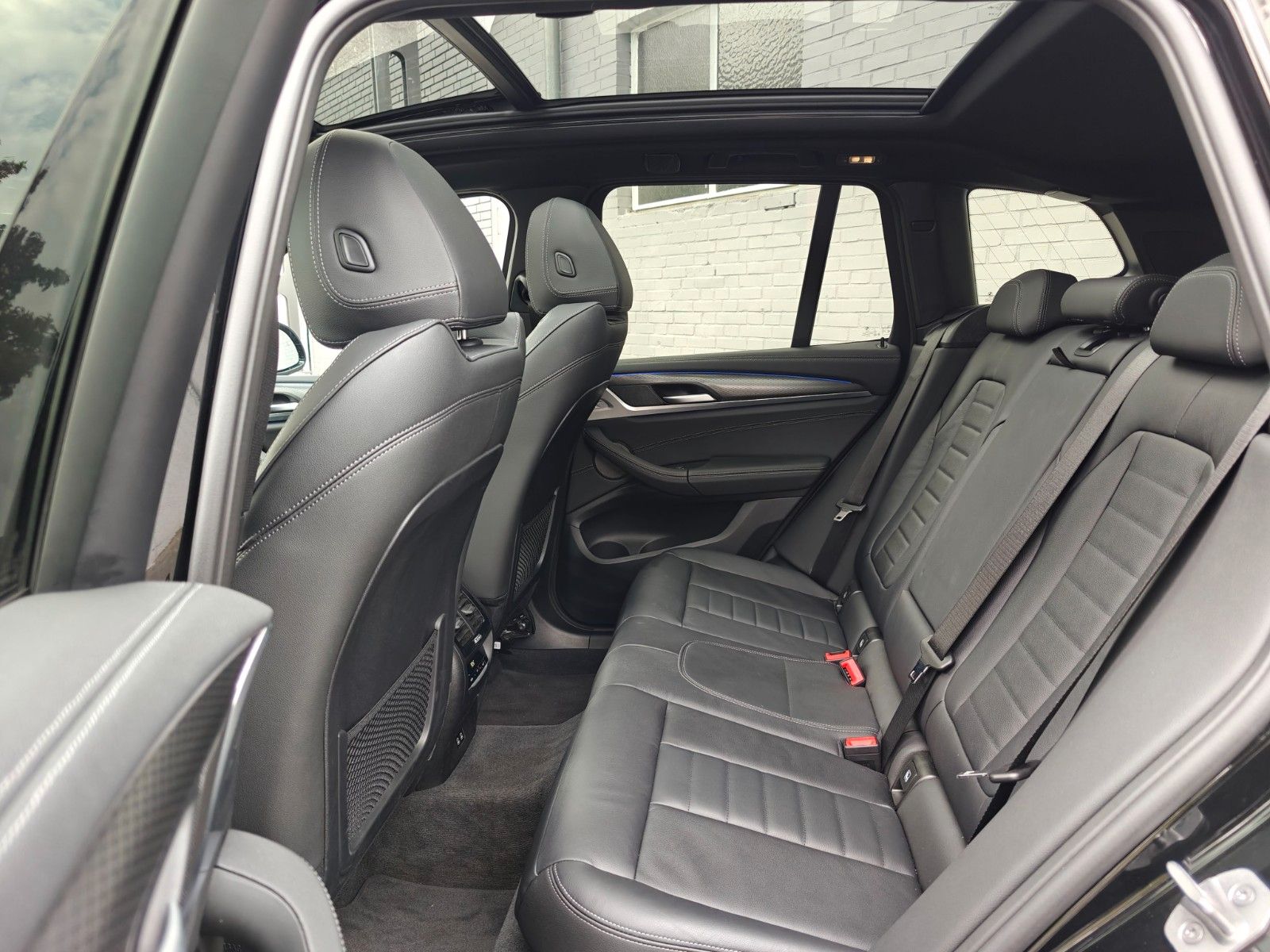 Fahrzeugabbildung BMW X3 M40d