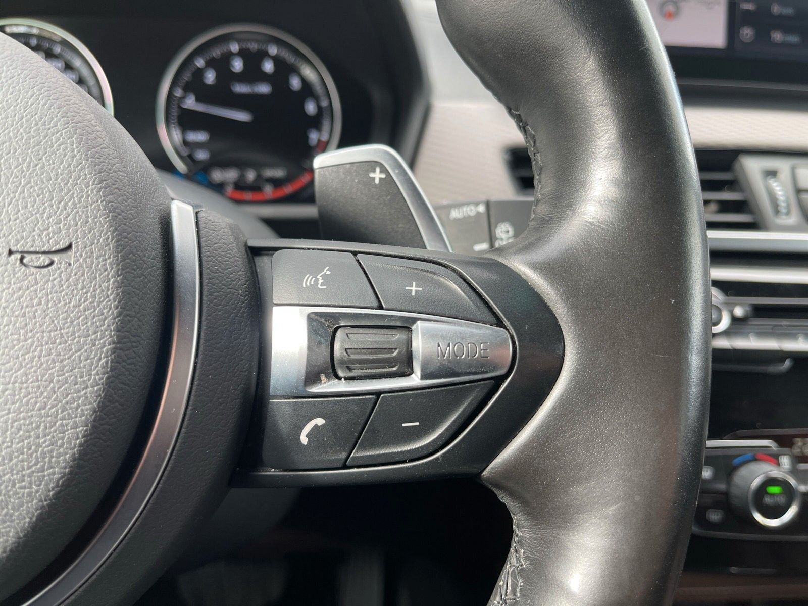 Fahrzeugabbildung BMW X2 M35i xDrive M Sportpaket