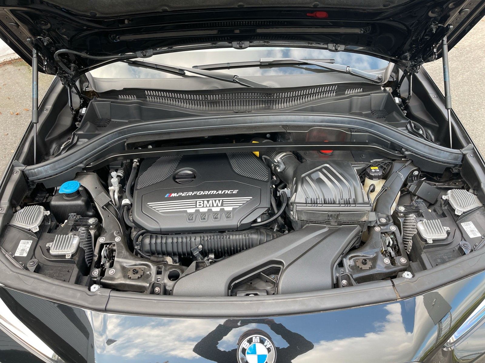 Fahrzeugabbildung BMW X2 M35i xDrive M Sportpaket