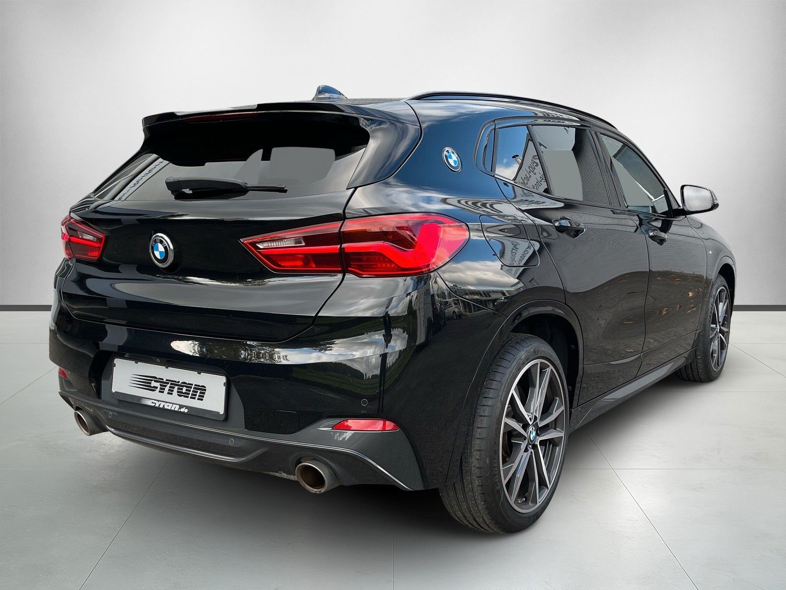 Fahrzeugabbildung BMW X2 M35i xDrive M Sportpaket