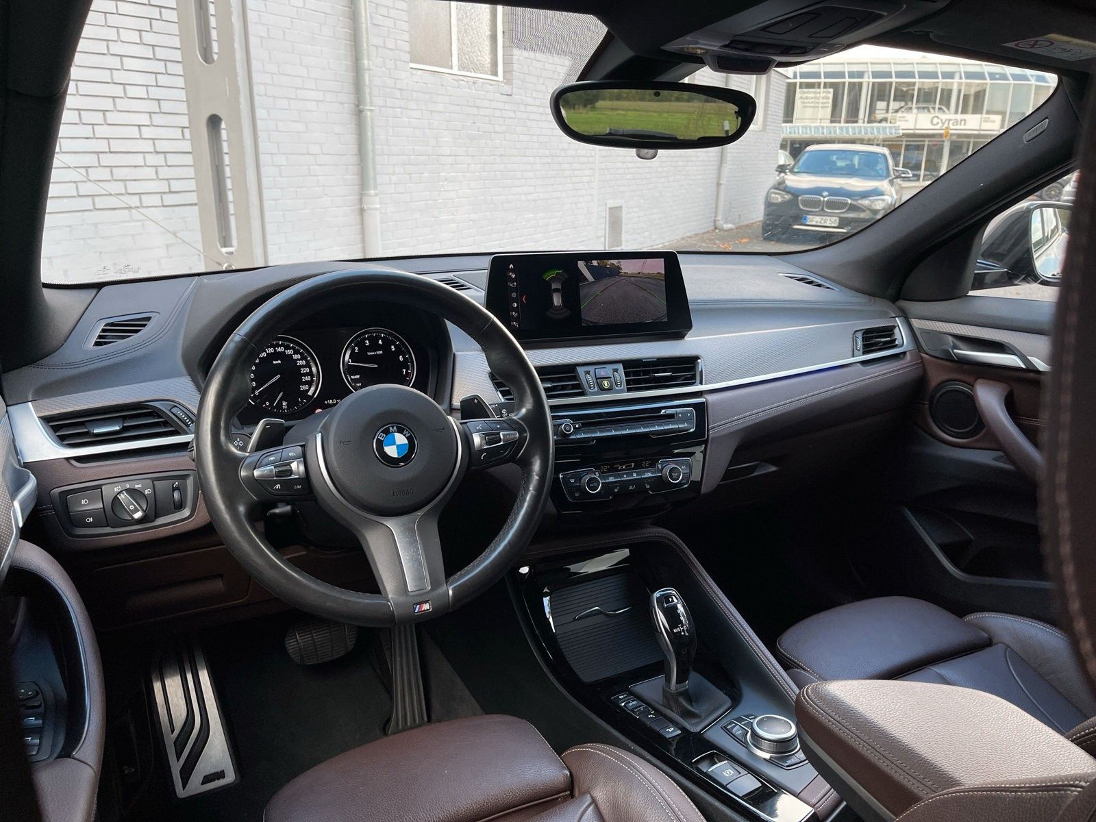 Fahrzeugabbildung BMW X2 M35i xDrive M Sportpaket