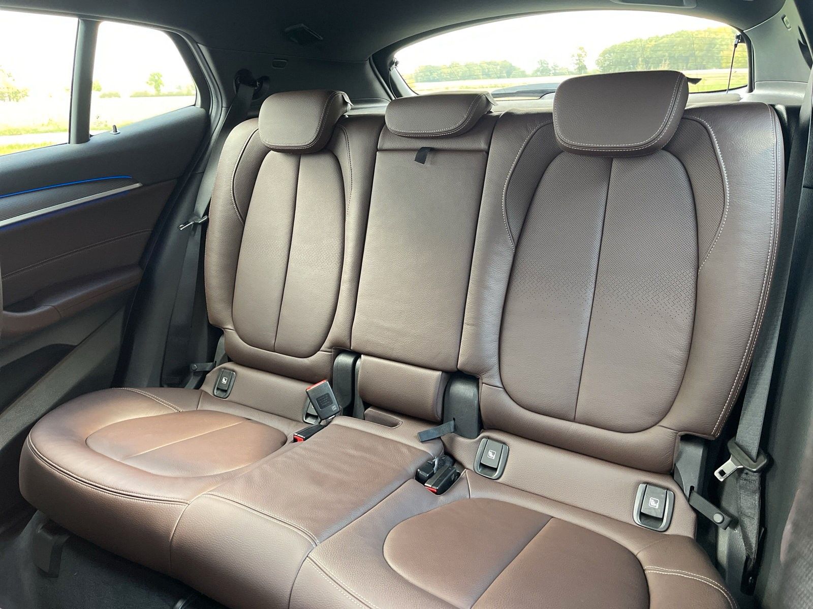 Fahrzeugabbildung BMW X2 M35i xDrive M Sportpaket