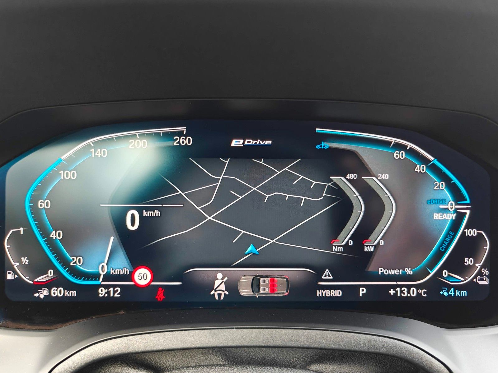 Fahrzeugabbildung BMW 330e Touring Sport Line