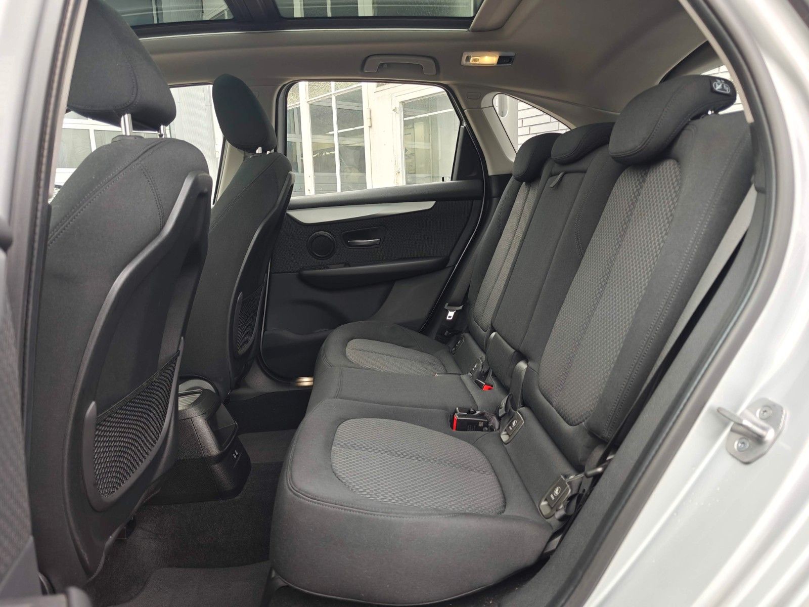 Fahrzeugabbildung BMW 216 Active Tourer