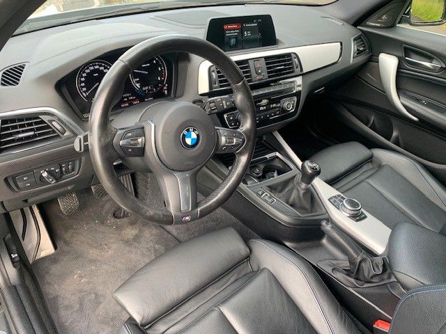 Fahrzeugabbildung BMW 120d M Sport