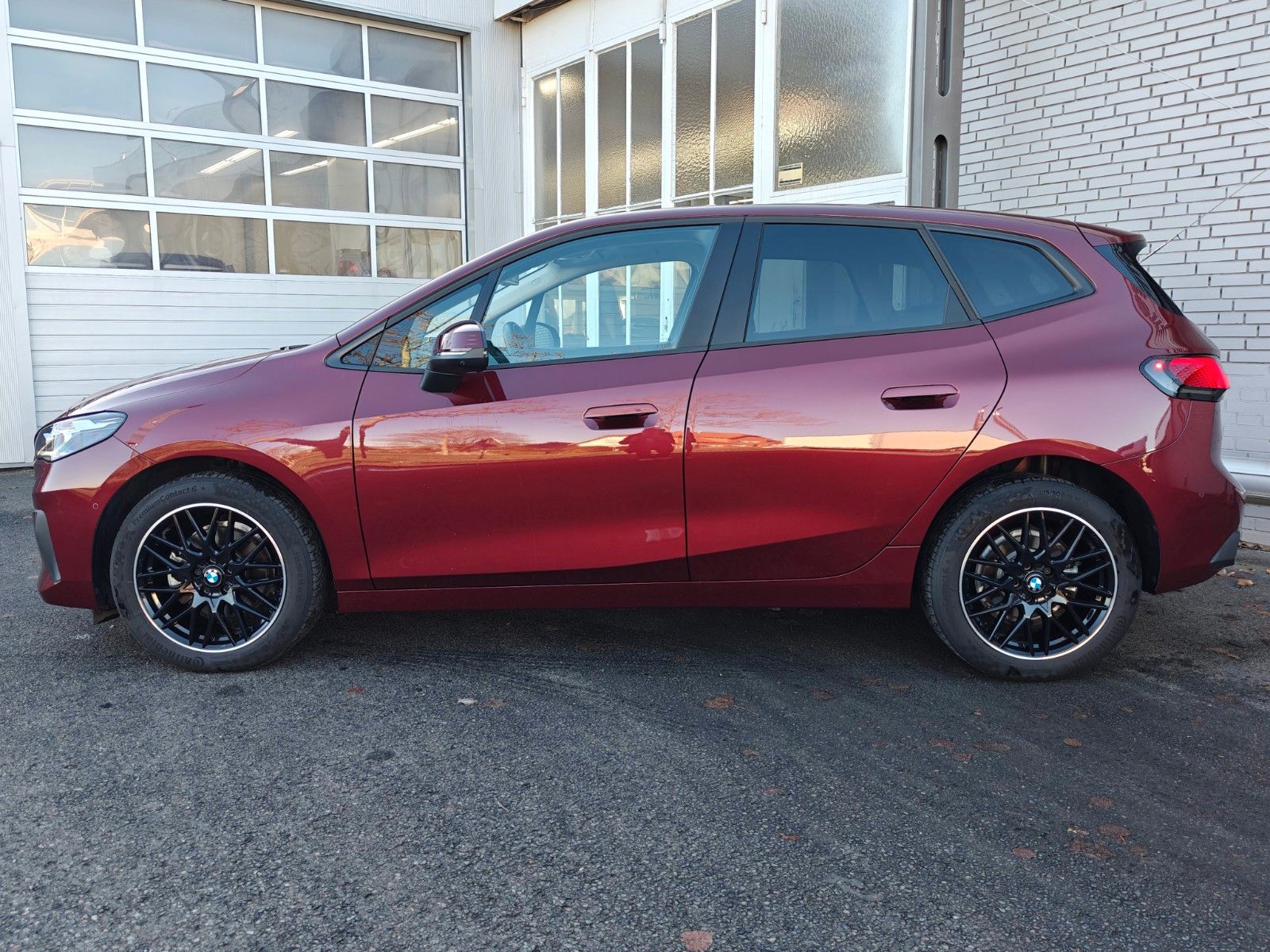 Fahrzeugabbildung BMW 218i Active Tourer