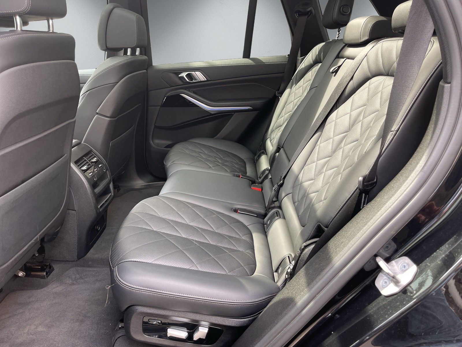 Fahrzeugabbildung BMW X5 xDrive 30 d M Sport