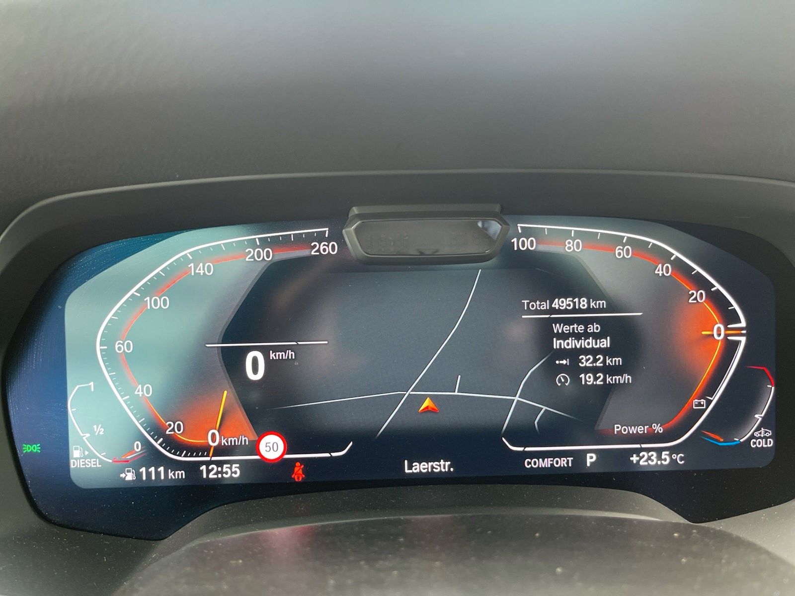 Fahrzeugabbildung BMW X5 xDrive 30 d M Sport