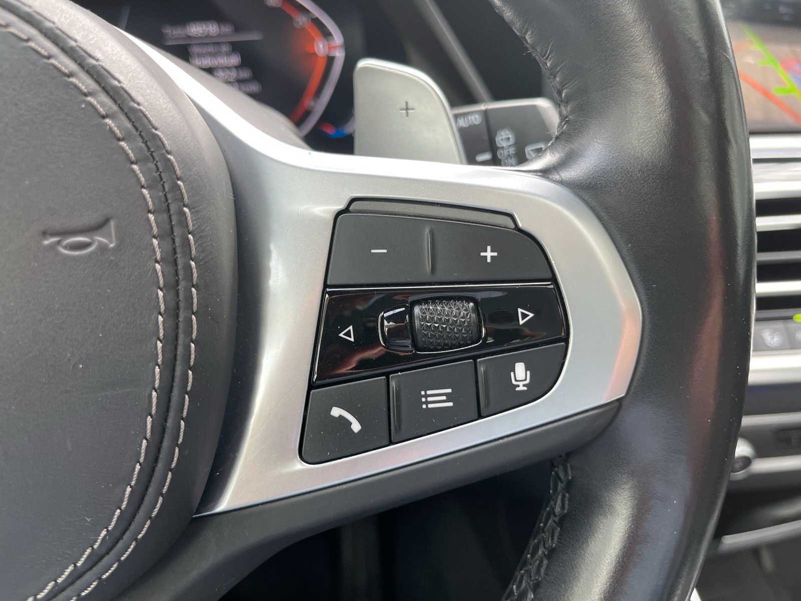 Fahrzeugabbildung BMW X5 xDrive 30 d M Sport