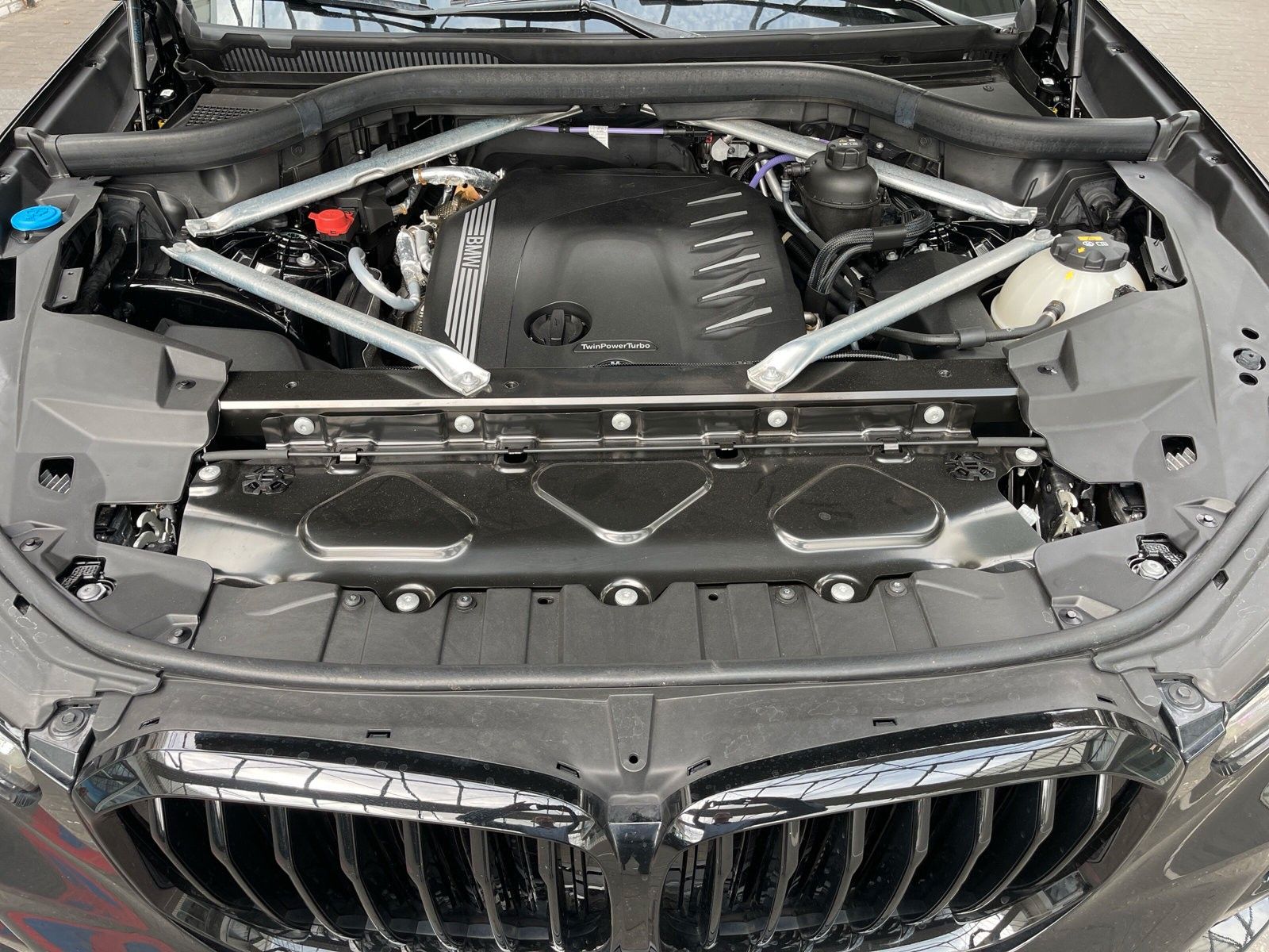 Fahrzeugabbildung BMW X5 xDrive 30 d M Sport