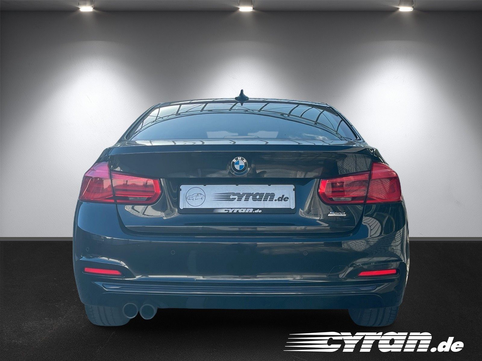 Fahrzeugabbildung BMW 320 i Limousine Sport Line