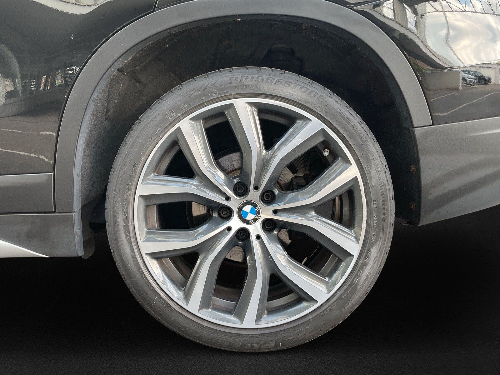 Fahrzeugabbildung BMW X1 sDrive 18 d xLine