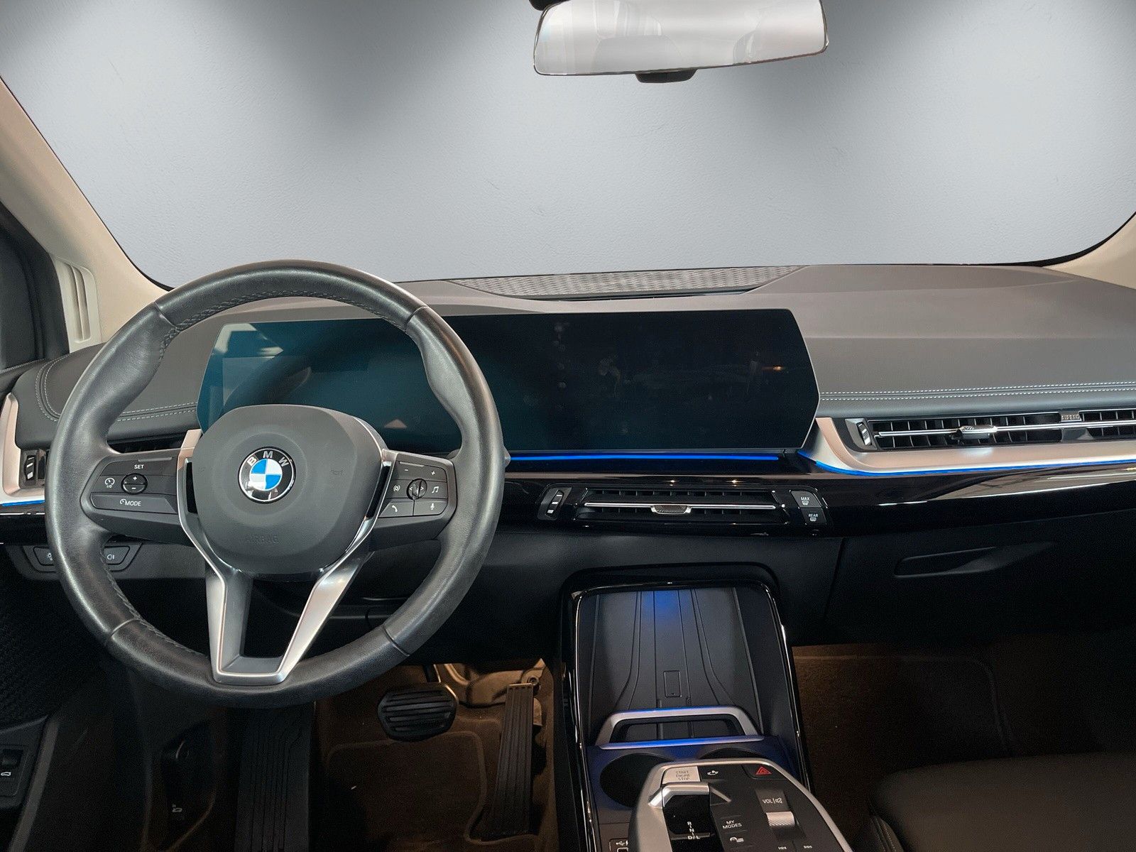 Fahrzeugabbildung BMW Active Tourer 218 i Luxury Line