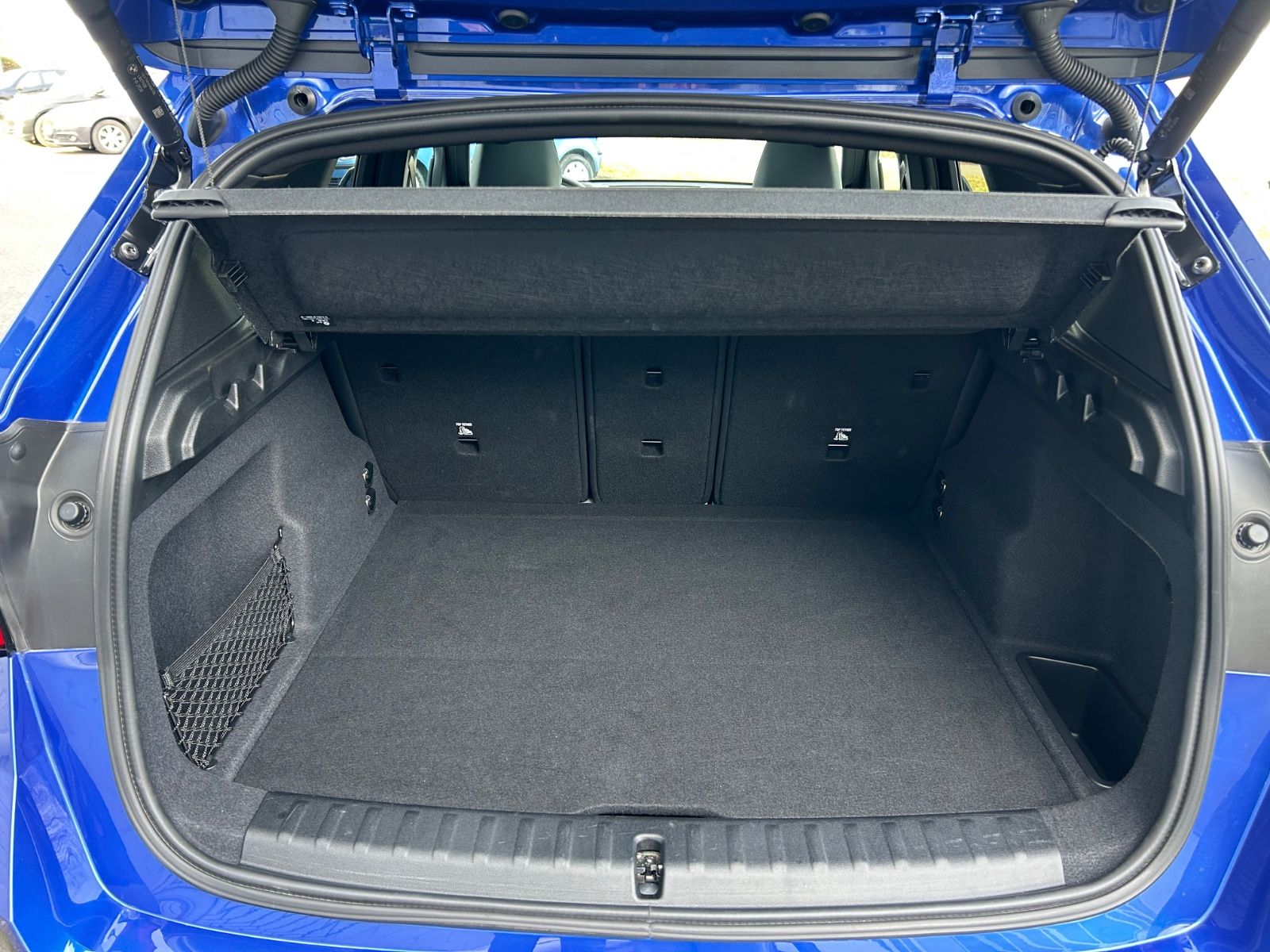 Fahrzeugabbildung BMW X1 20i sDrive M Sport