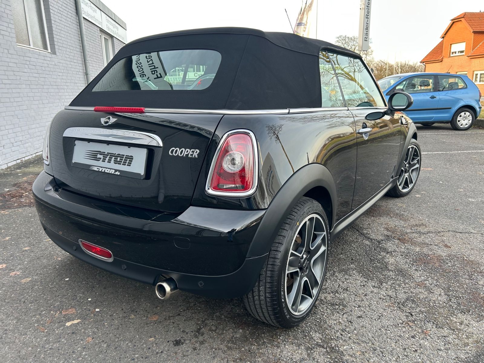 Fahrzeugabbildung MINI Cooper Cabrio