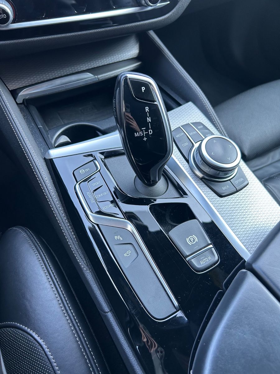 Fahrzeugabbildung BMW 520d M Sport Touring