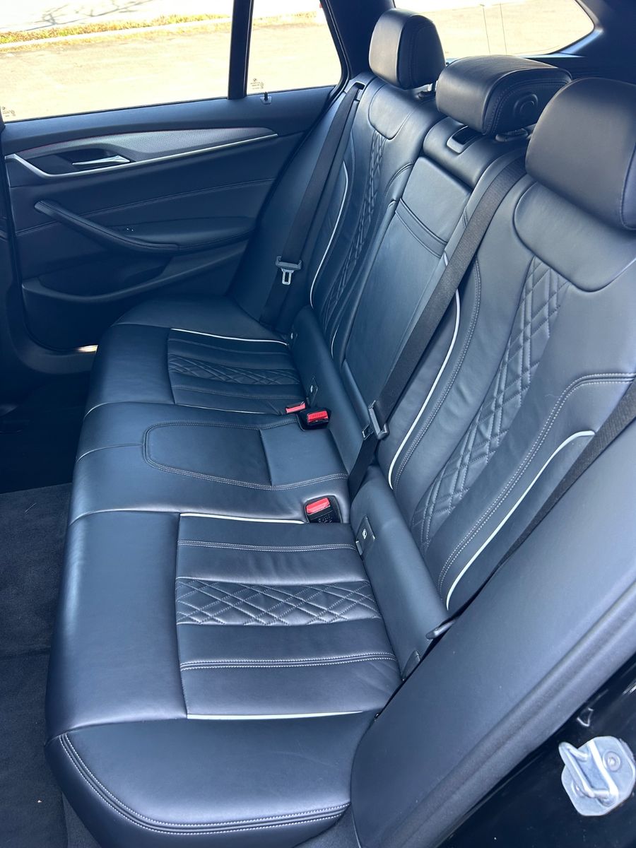 Fahrzeugabbildung BMW 520d M Sport Touring