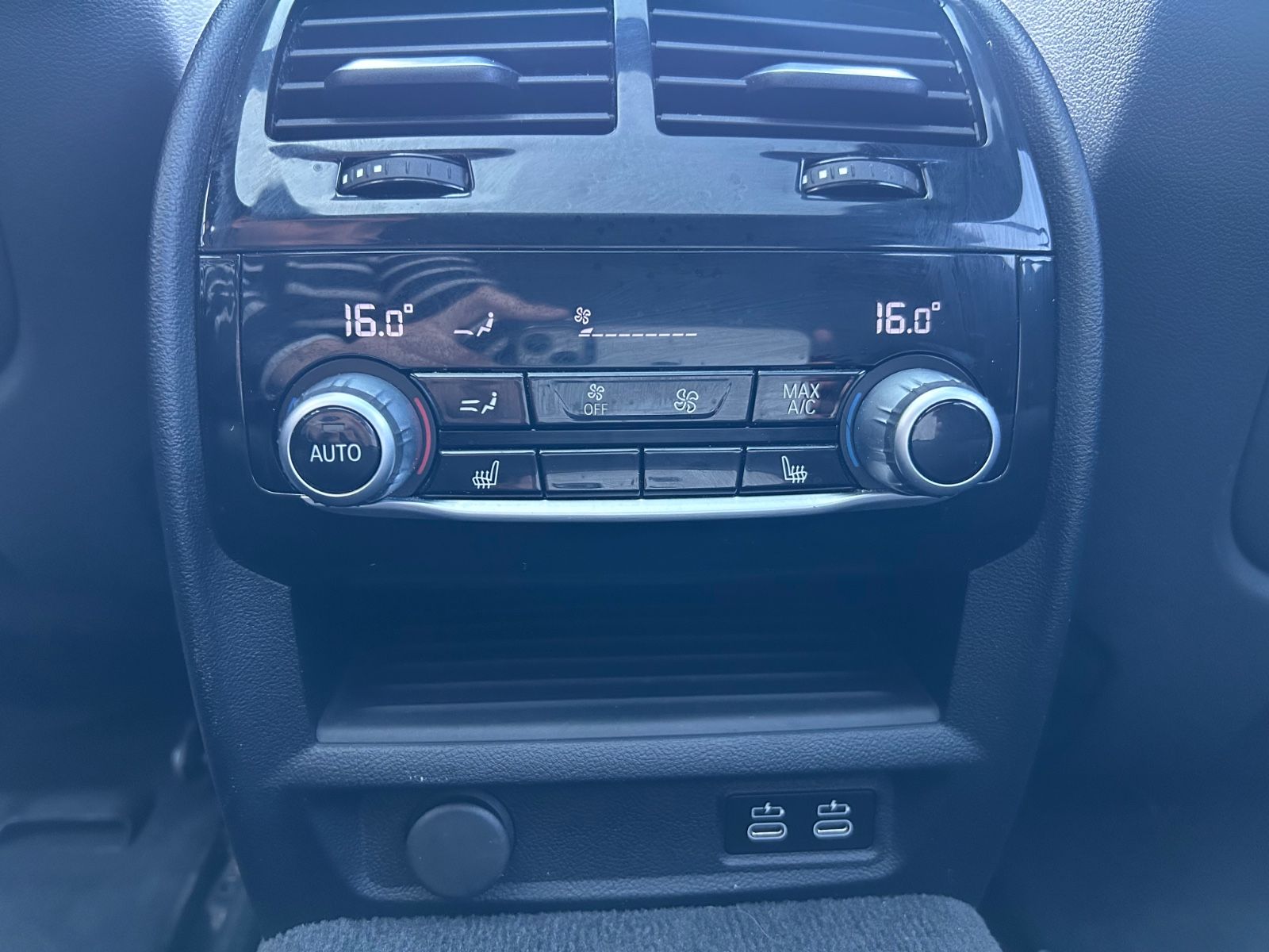 Fahrzeugabbildung BMW 520d M Sport Touring