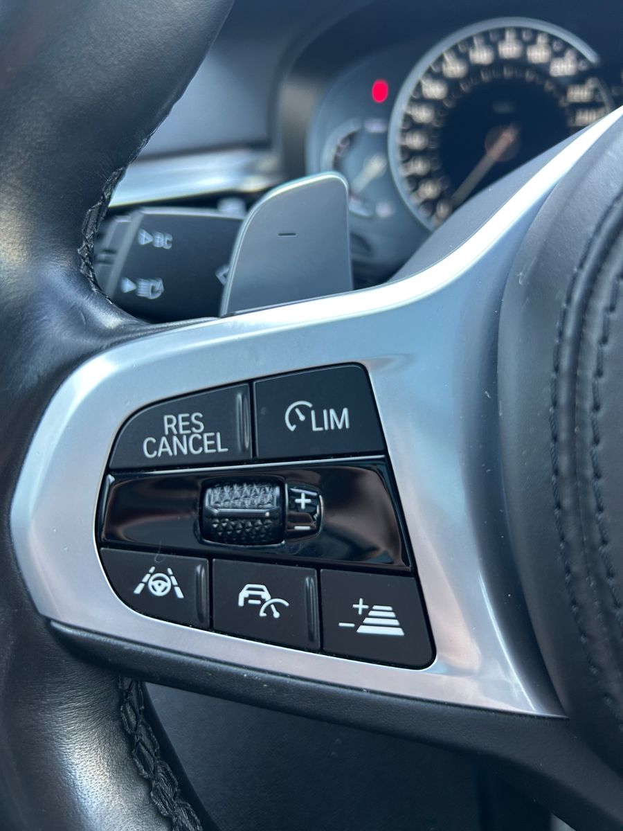 Fahrzeugabbildung BMW 520d M Sport Touring