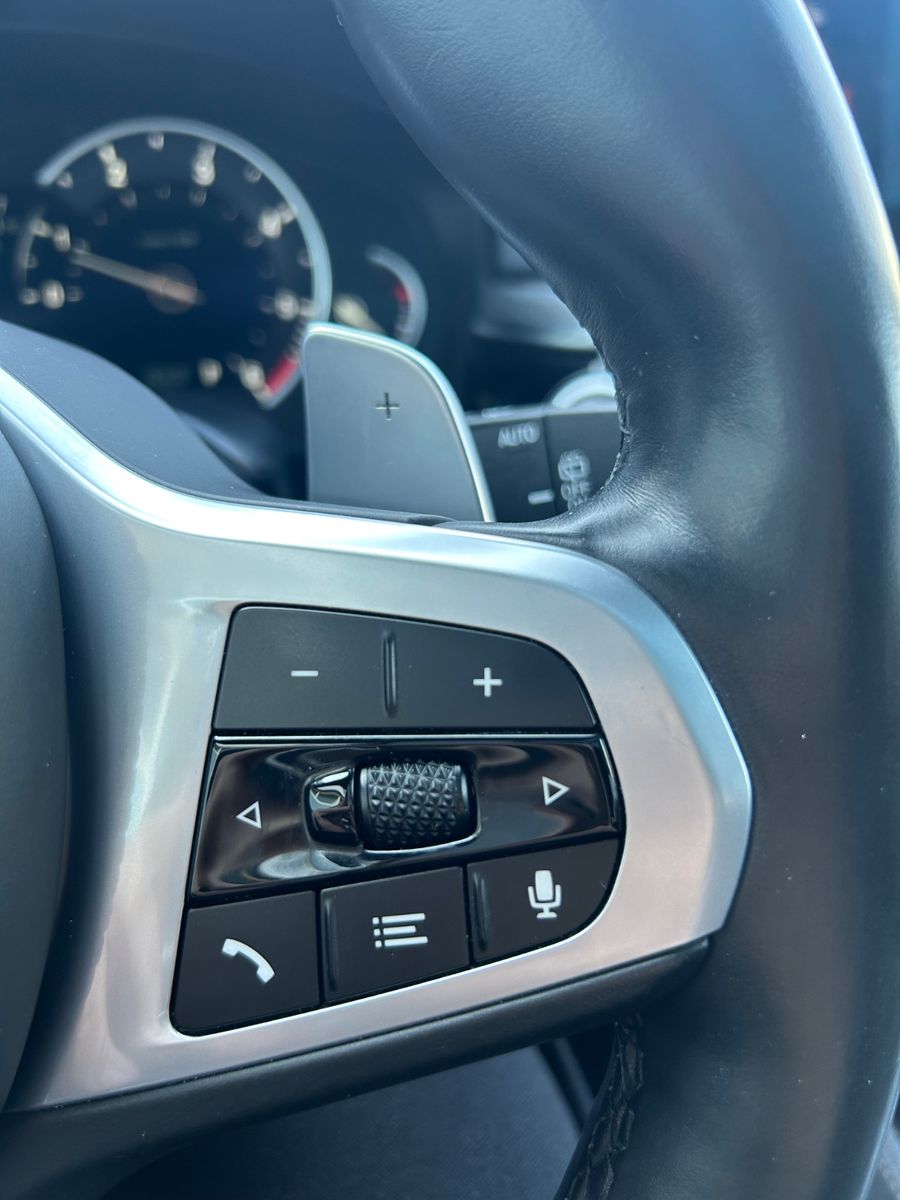 Fahrzeugabbildung BMW 520d M Sport Touring