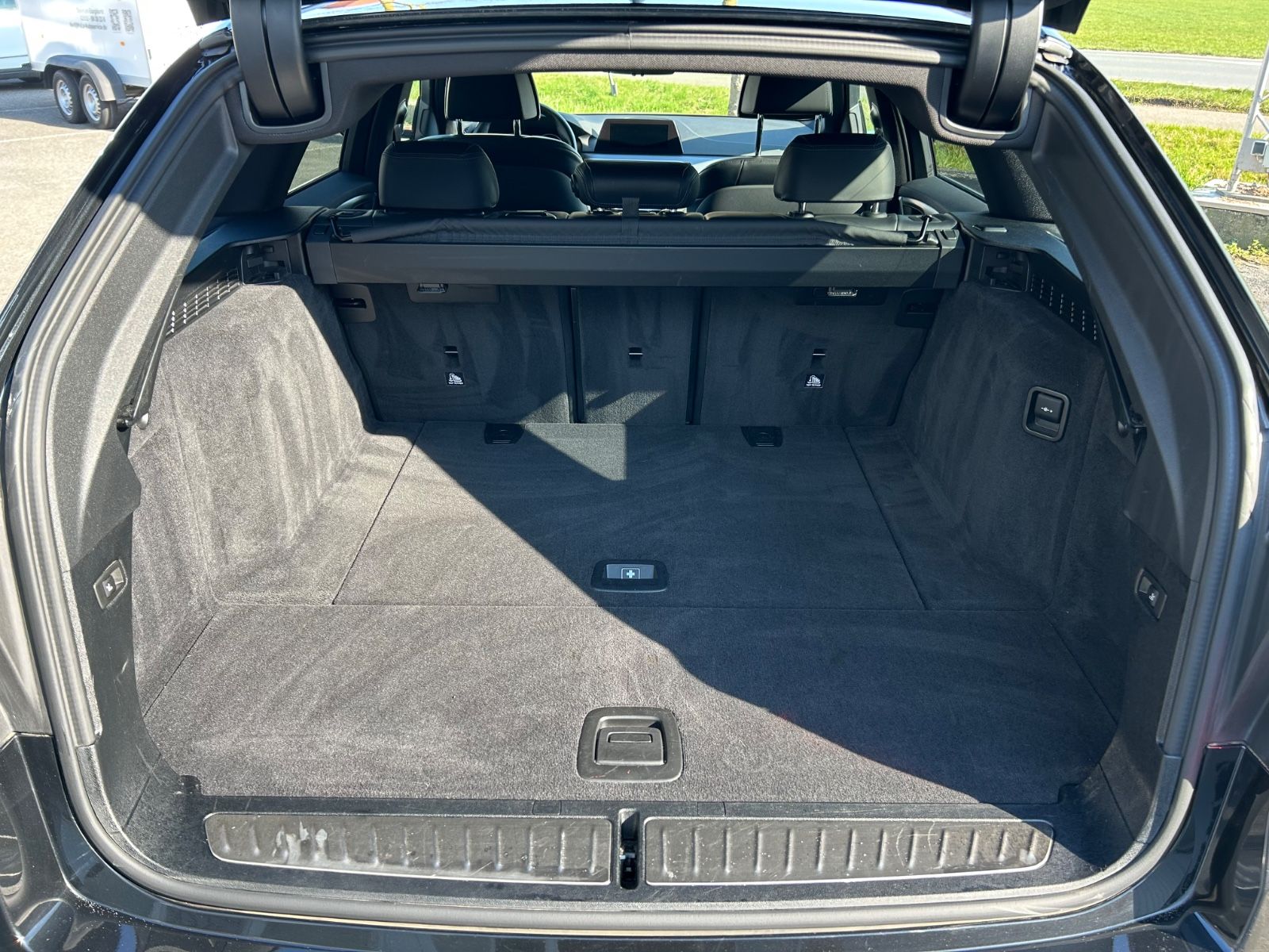 Fahrzeugabbildung BMW 520d M Sport Touring