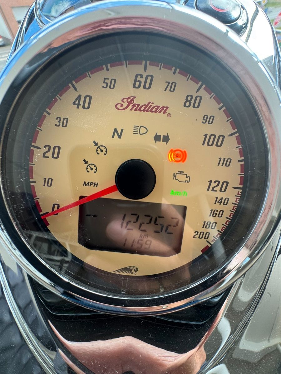 Fahrzeugabbildung Indian CHIEF VINTAGE Top Zustand - Top Ausstattung