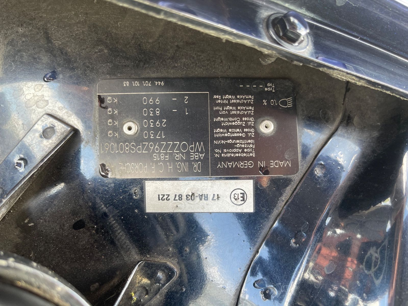 Fahrzeugabbildung Porsche 968 Coupe