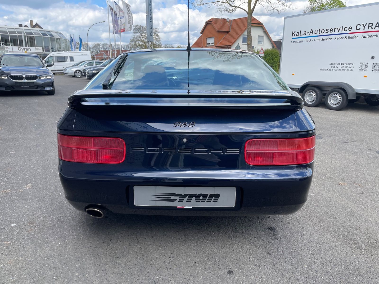 Fahrzeugabbildung Porsche 968 Coupe