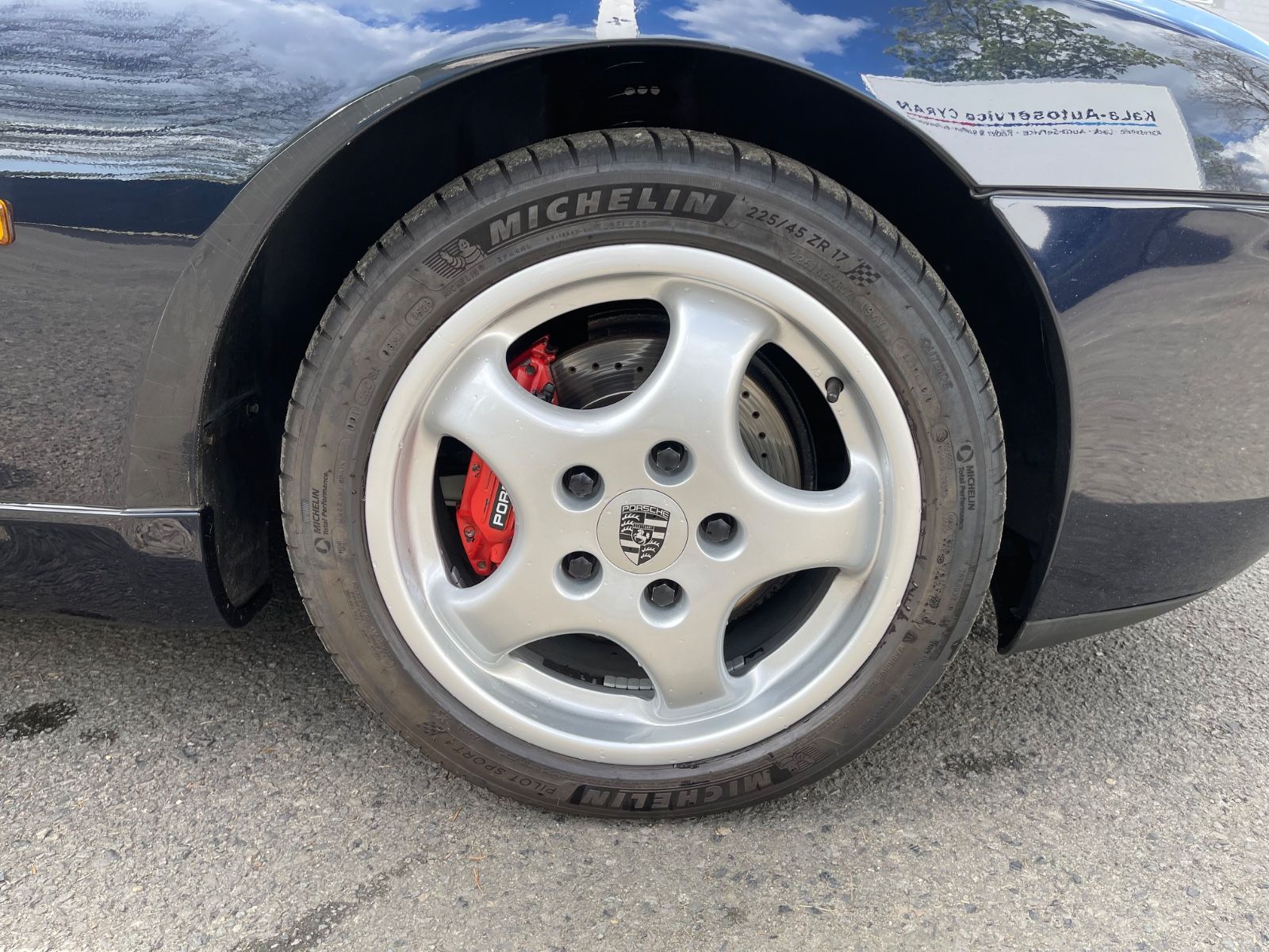 Fahrzeugabbildung Porsche 968 Coupe