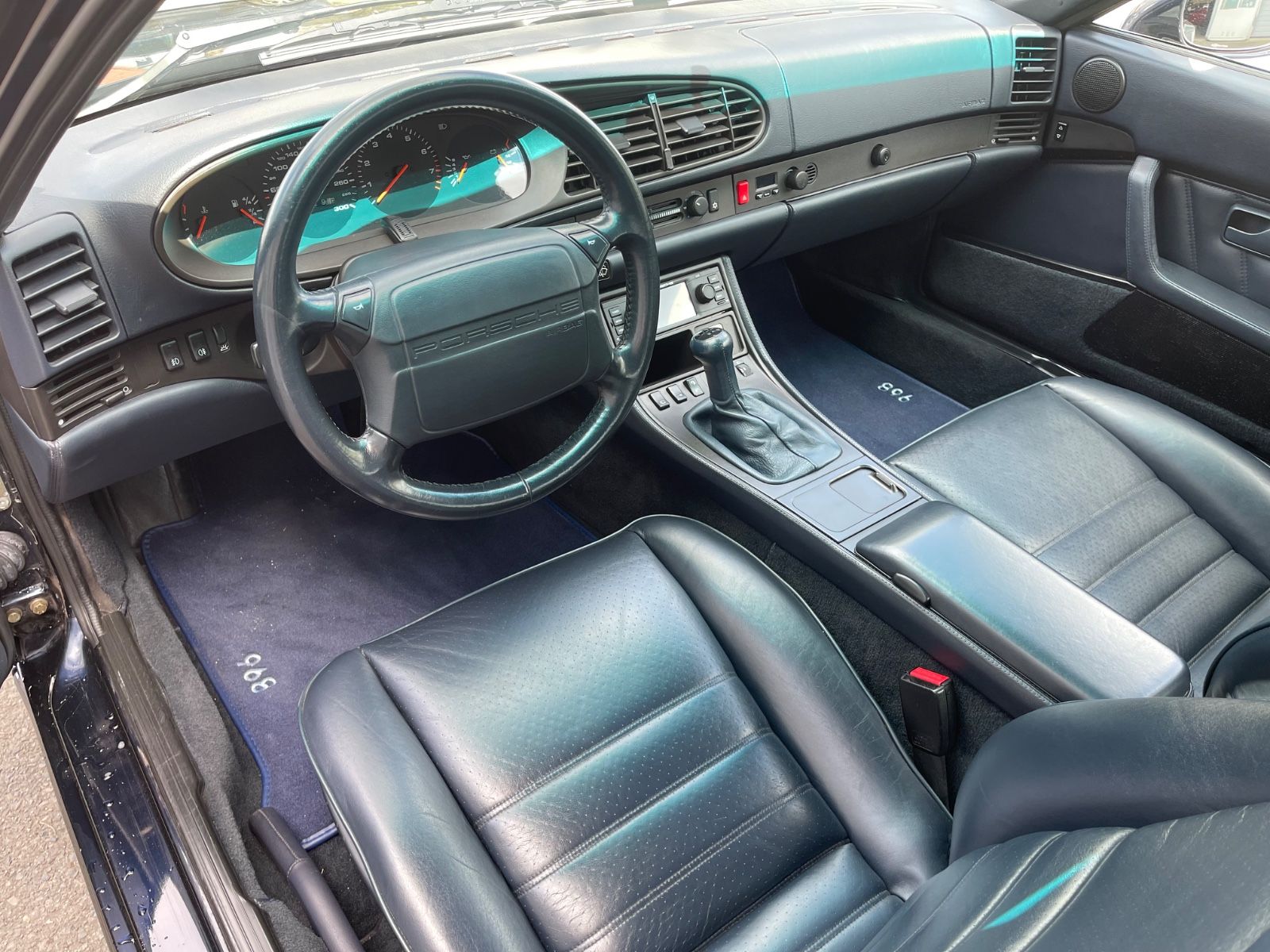 Fahrzeugabbildung Porsche 968 Coupe